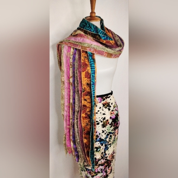 PLEATED RAYON WRAP - Picture 1 of 9